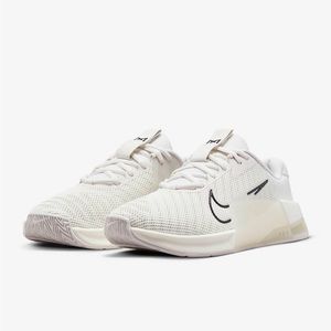 NWT Nike Metcon 9 AMP - White/Black (Size 9.5)